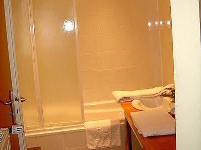 Nègrepelisse Hotel Les Boissieres מראה חיצוני תמונה
