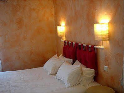 Nègrepelisse Hotel Les Boissieres מראה חיצוני תמונה